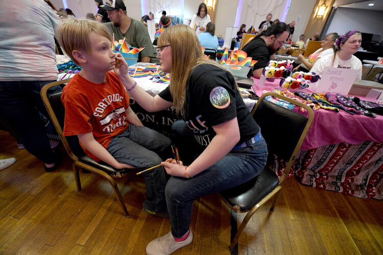 Fort Dodge Pride Festival draws crowd | News, Sports, Jobs - Messenger News